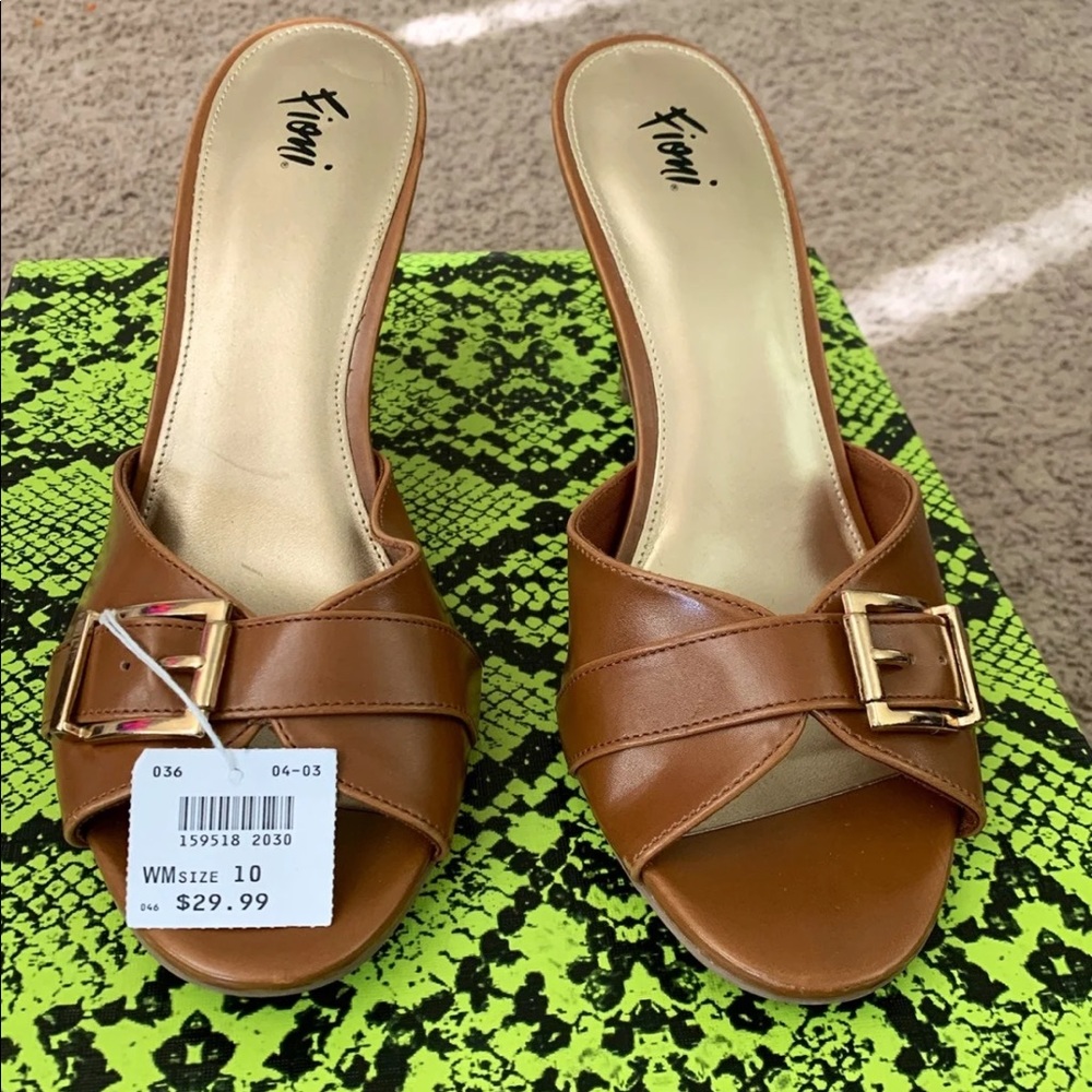 Comfortable mules